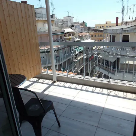 Filippou 13 Luxury Aprts With Balcony דירה סלוניקי