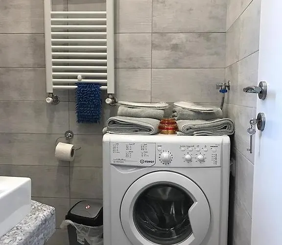 Filippou 13 Luxury Aprts With Balcony شقة سالونيك