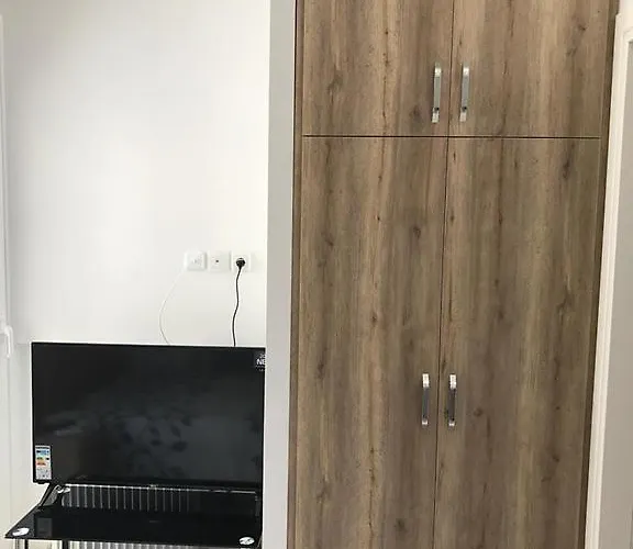 Filippou 13 Luxury Aprts With Balcony سالونيك