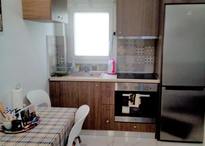 Filippou 13 Luxury Aprts With Balcony * سالونيك