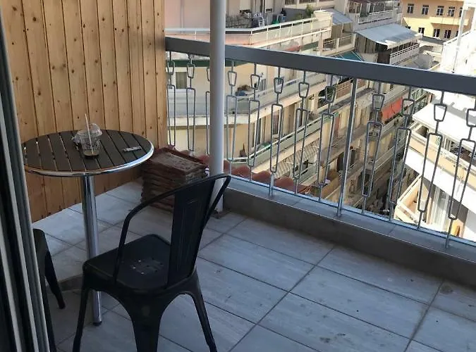Filippou 13 Luxury Aprts With Balcony سالونيك