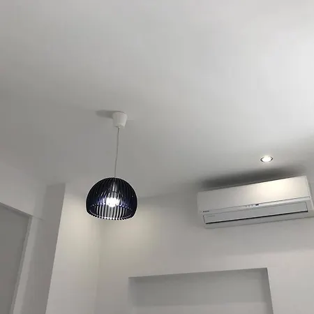 Filippou 13 Luxury Aprts With Balcony Lägenhet