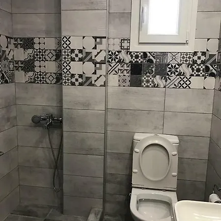 Filippou 13 Luxury Aprts With Balcony